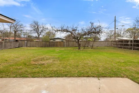$497,500 | 1001 East Applegate Drive, Austin, TX 78753
