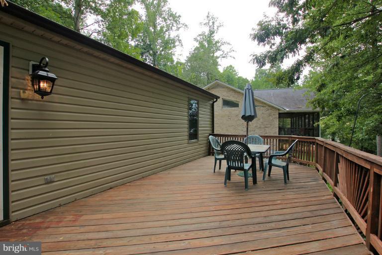 108 Federal Road Locust Grove, VA 22508 - Photo 1 of 29 Deck