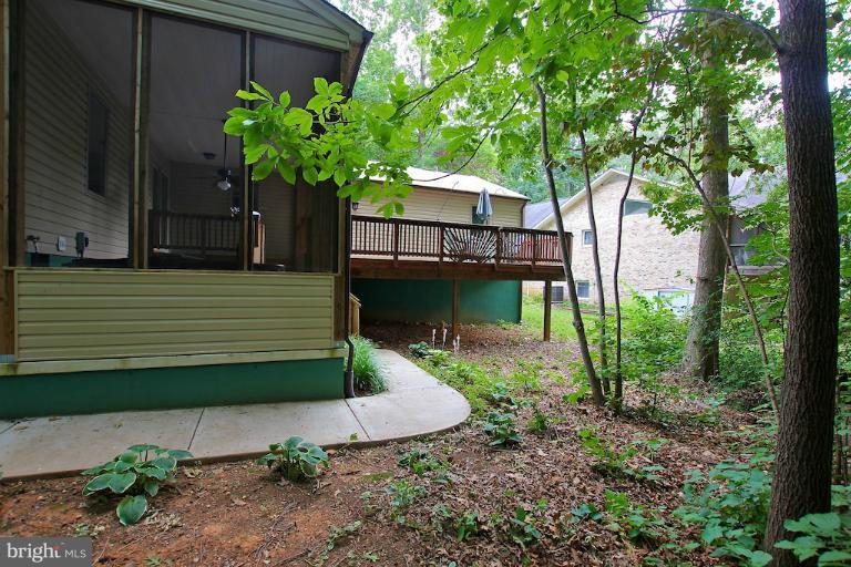 108 Federal Road Locust Grove, VA 22508 - Photo 3 of 29 Exterior (Rear)