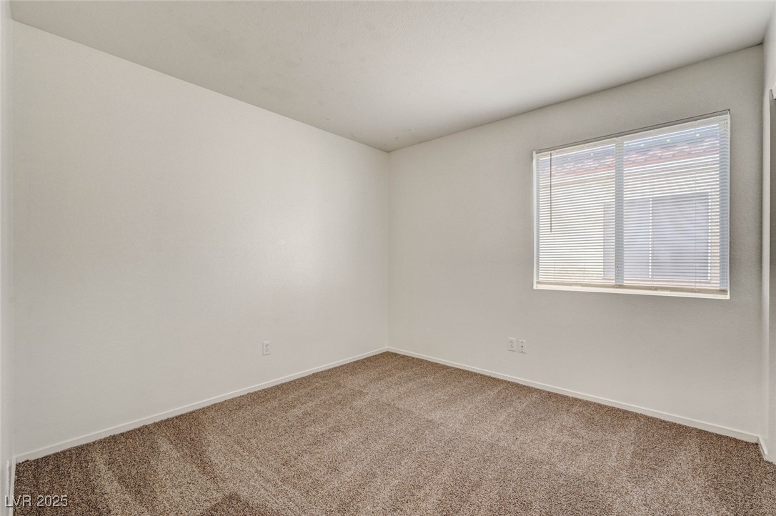 9573 Paradise Road Las Vegas, NV 89123 - Photo 23 of 39