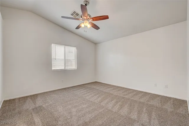 $2,040 | 9573 Paradise Road, Las Vegas, NV 89123