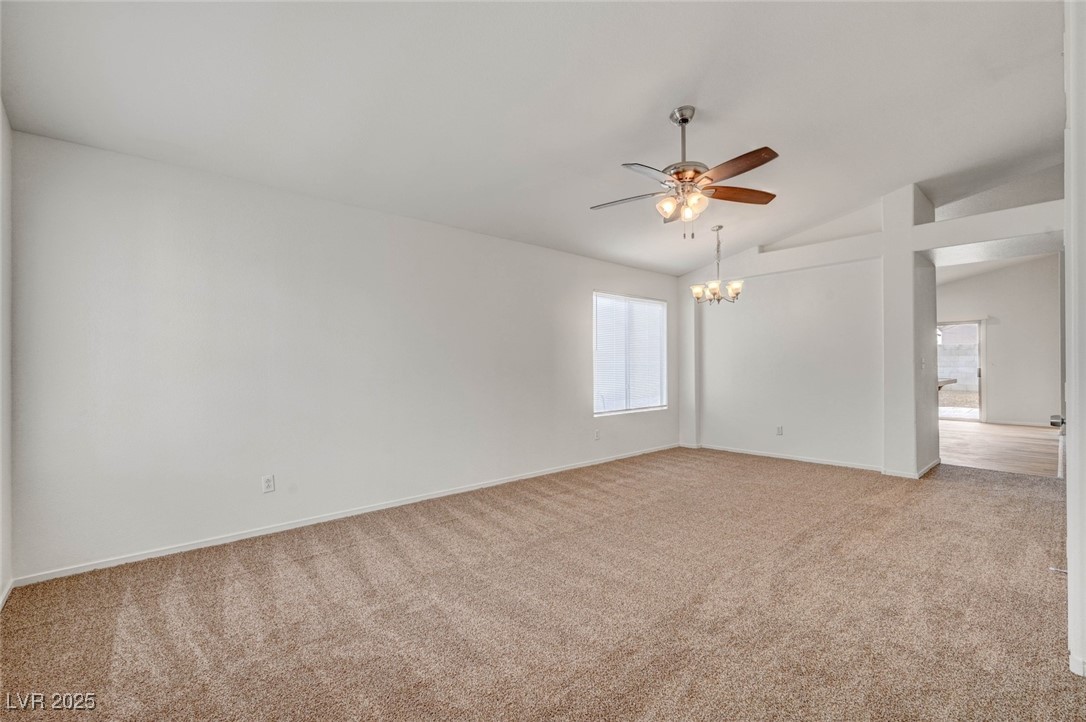 9573 Paradise Road Las Vegas, NV 89123 - Photo 4 of 39