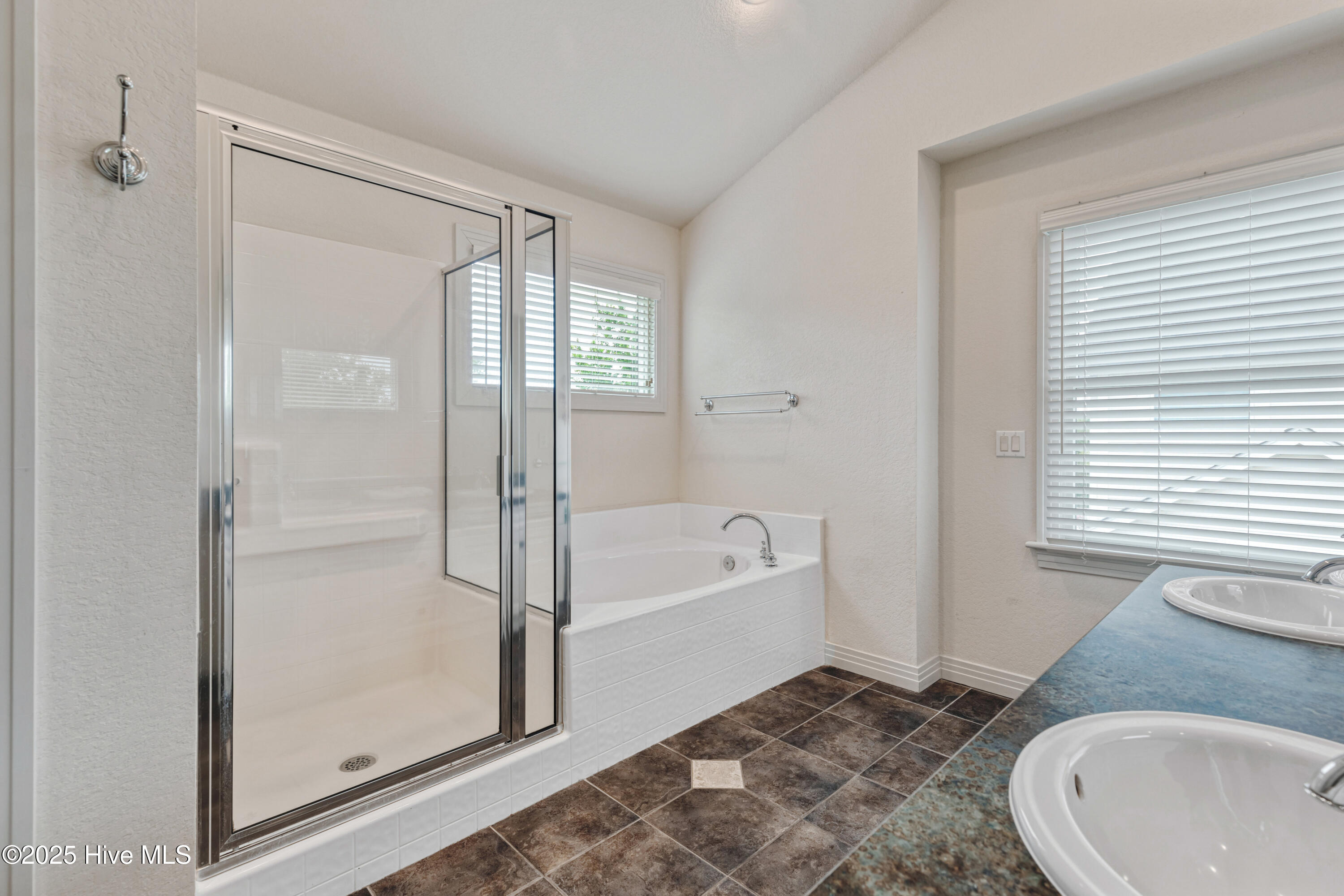759 Ridge Point Drive Corolla, NC 27927 - Photo 7 of 37