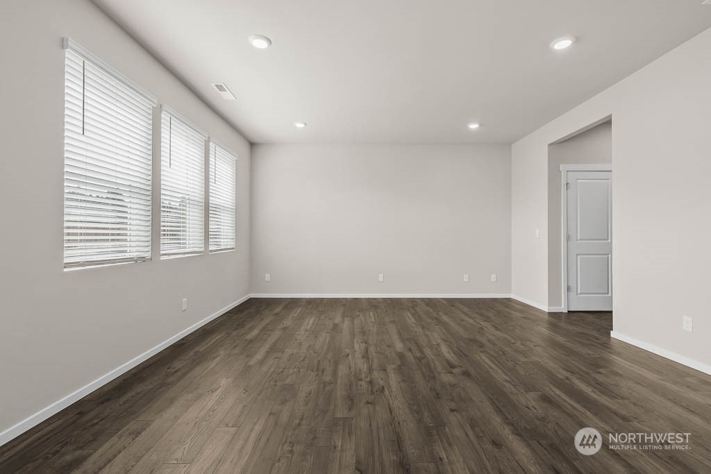1337 Southwest Pendleton Way, Unit 162 Port Orchard, WA 98367 - Photo 2 of 17 Gallery Image 2