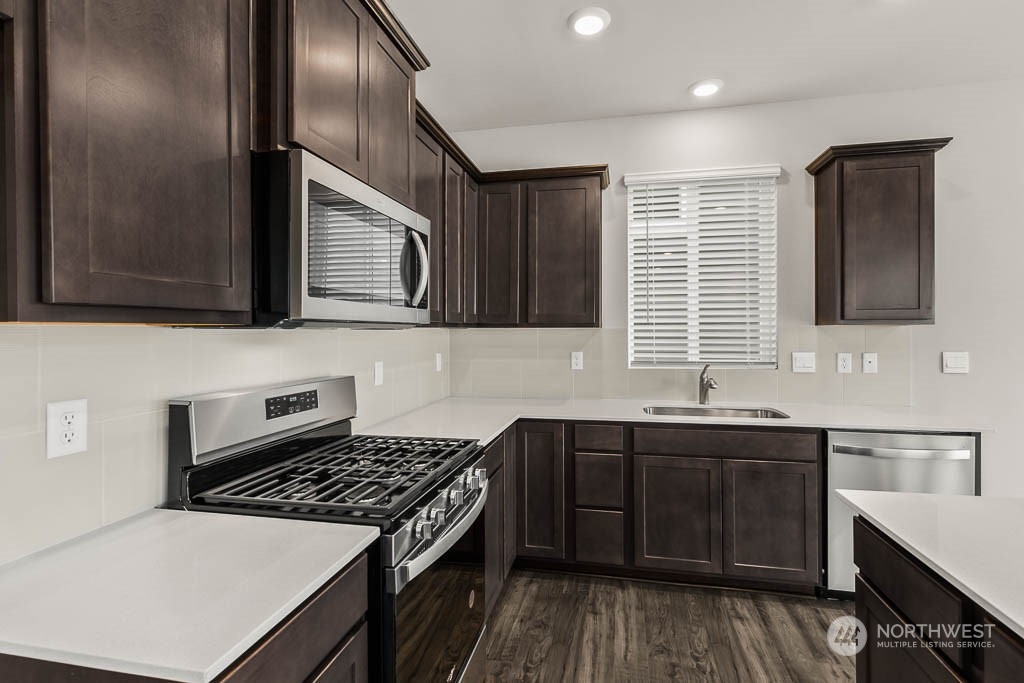 1337 Southwest Pendleton Way, Unit 162 Port Orchard, WA 98367 - Photo 4 of 17 Gallery Image 4