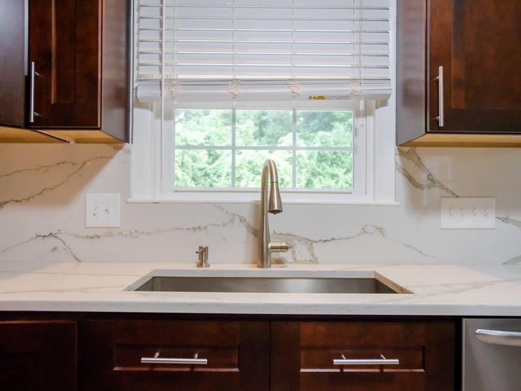 13 Tanglewood Road Paxton, MA 01612 - Photo 3 of 41 Gallery Image 3