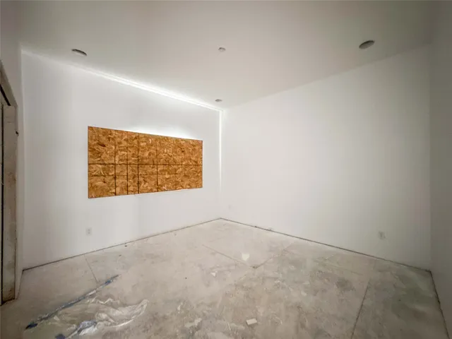 a view of empty room