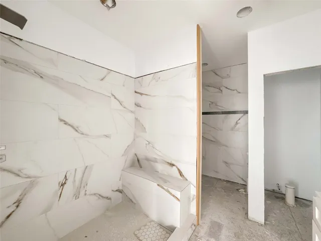 a view of walk in closet