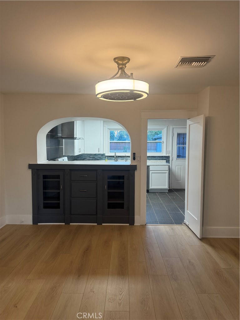 4190 Cover Street Riverside, CA 92506 - Photo 7 of 57