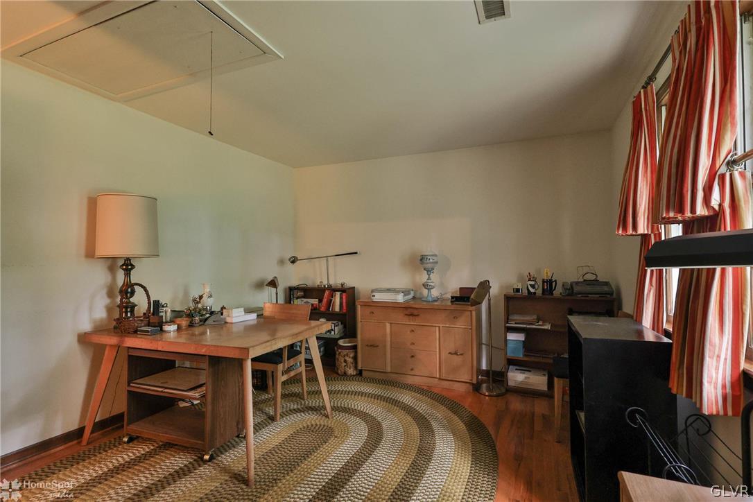 737 Yorkshire Road Bethlehem, PA 18017 - Photo 25 of 35 Gallery Image 25