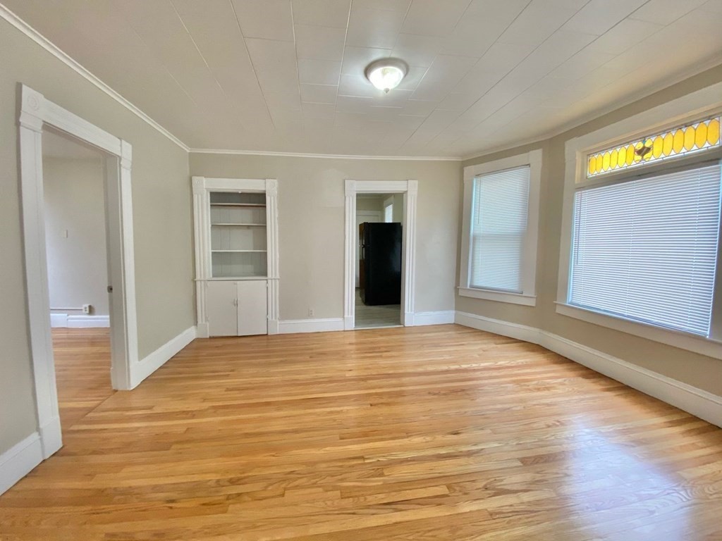39 Acushnet Avenue, Unit 2 Springfield, MA 01105 - Photo 8 of 15 Gallery Image 8