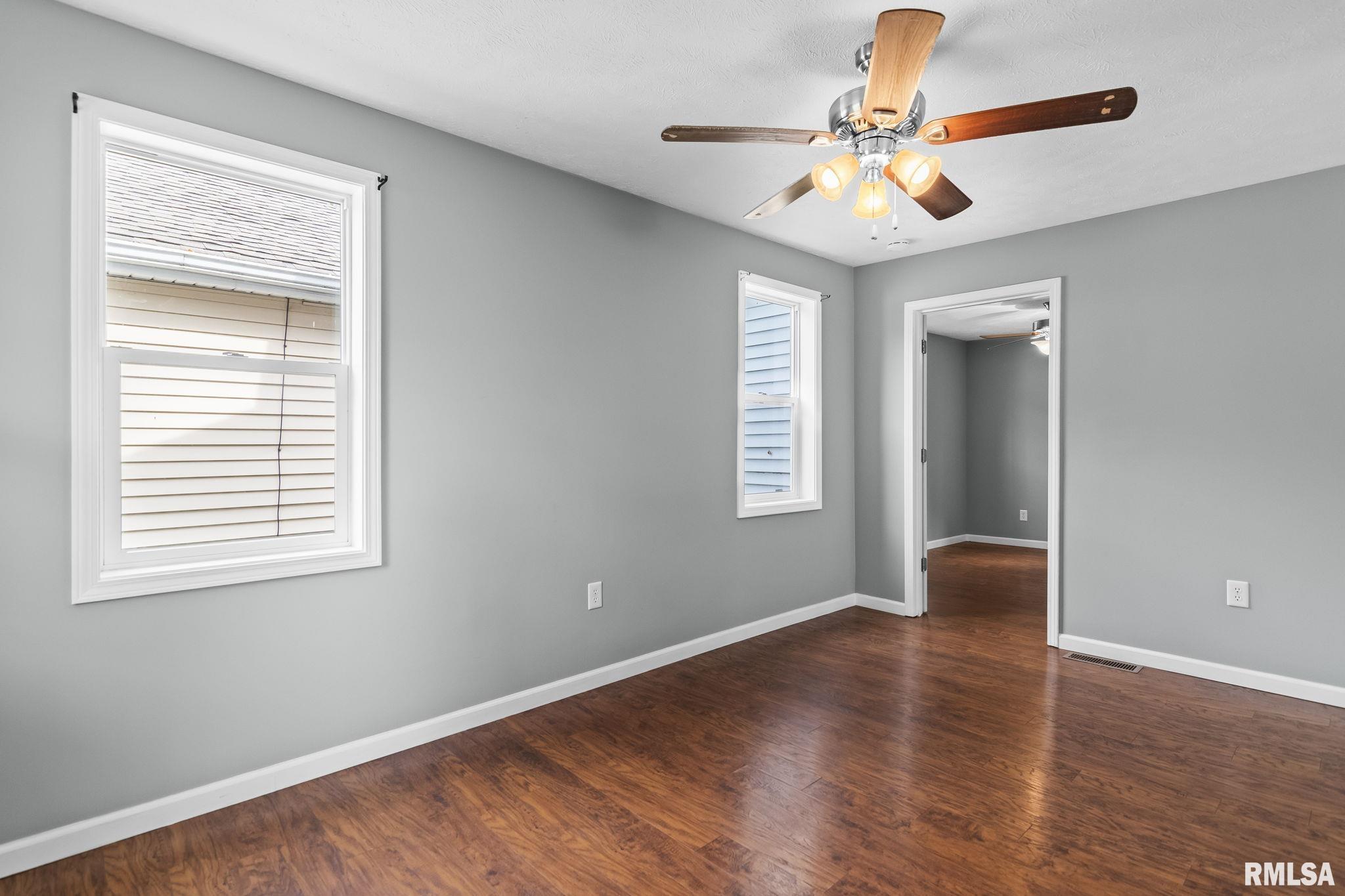 3328 South 4th Street Springfield, IL 62703 - Photo 4 of 28