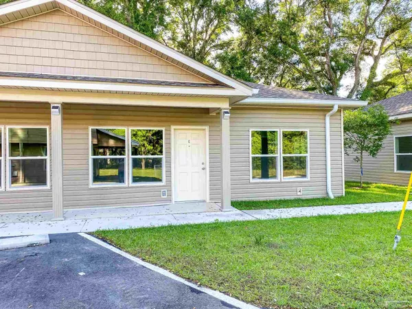 $1,450 | 2425 East Johnson Avenue, Unit E, Pensacola, FL 32514