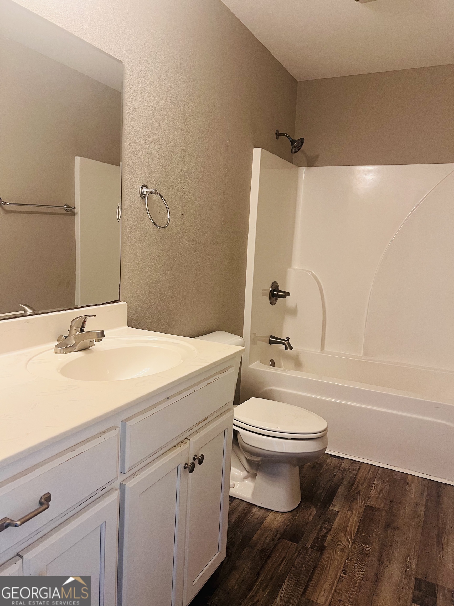 2738 Rauschenberg Road Northwest, Unit B Dalton, GA 30720 - Photo 10 of 14 Gallery Image 10