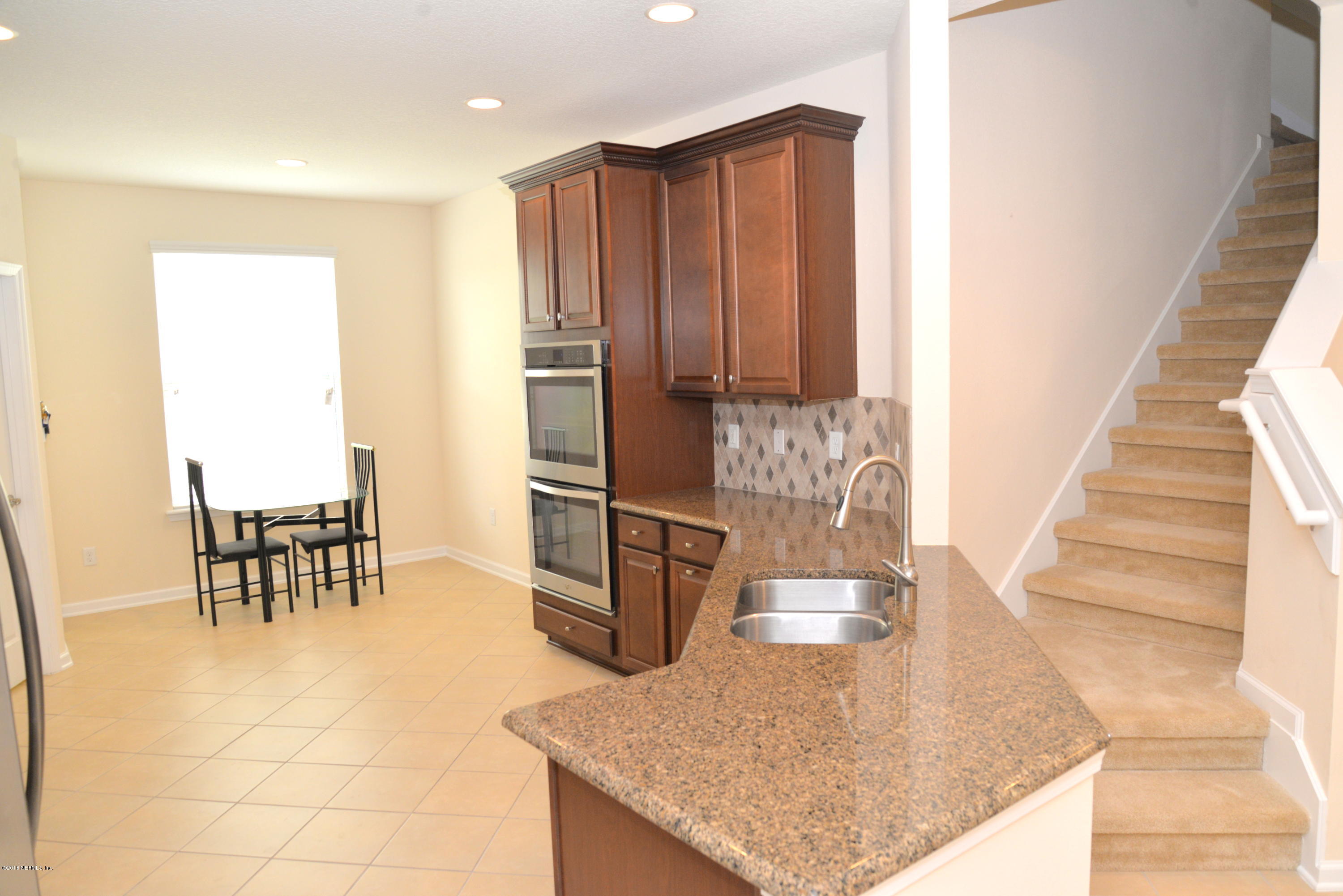 111 Prairie Ridge Drive St. Augustine, FL 32092 - Photo 11 of 58 KITCHEN