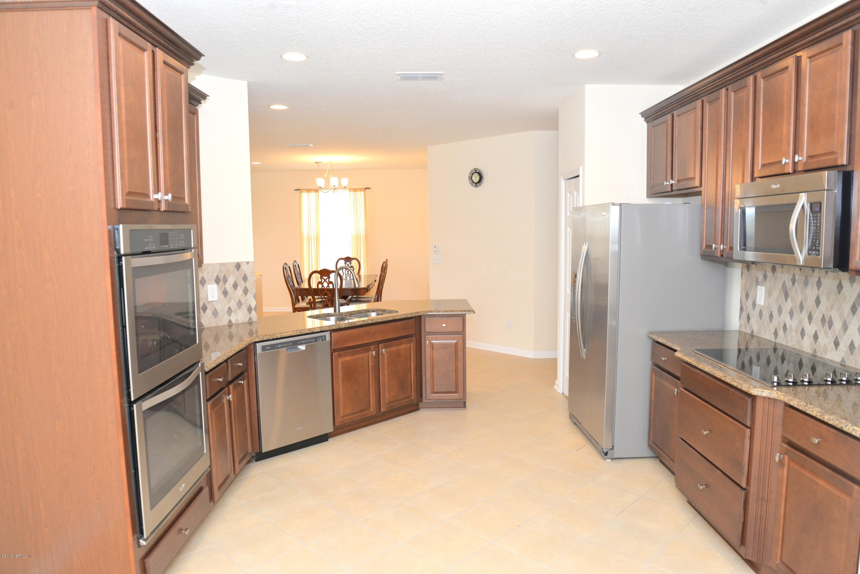 111 Prairie Ridge Drive St. Augustine, FL 32092 - Photo 13 of 58 KITCHEN