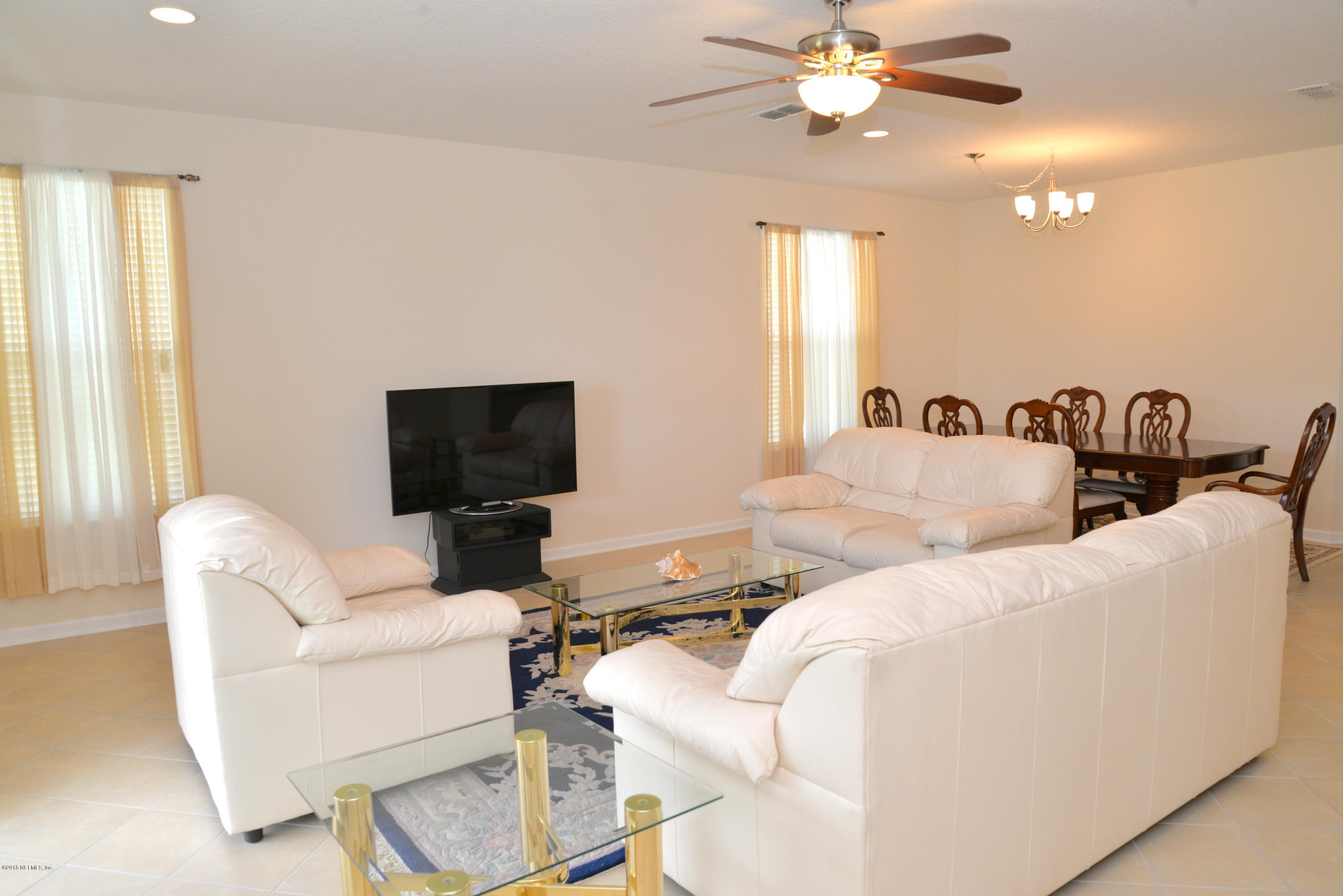 111 Prairie Ridge Drive St. Augustine, FL 32092 - Photo 25 of 58 LIVING ROOM