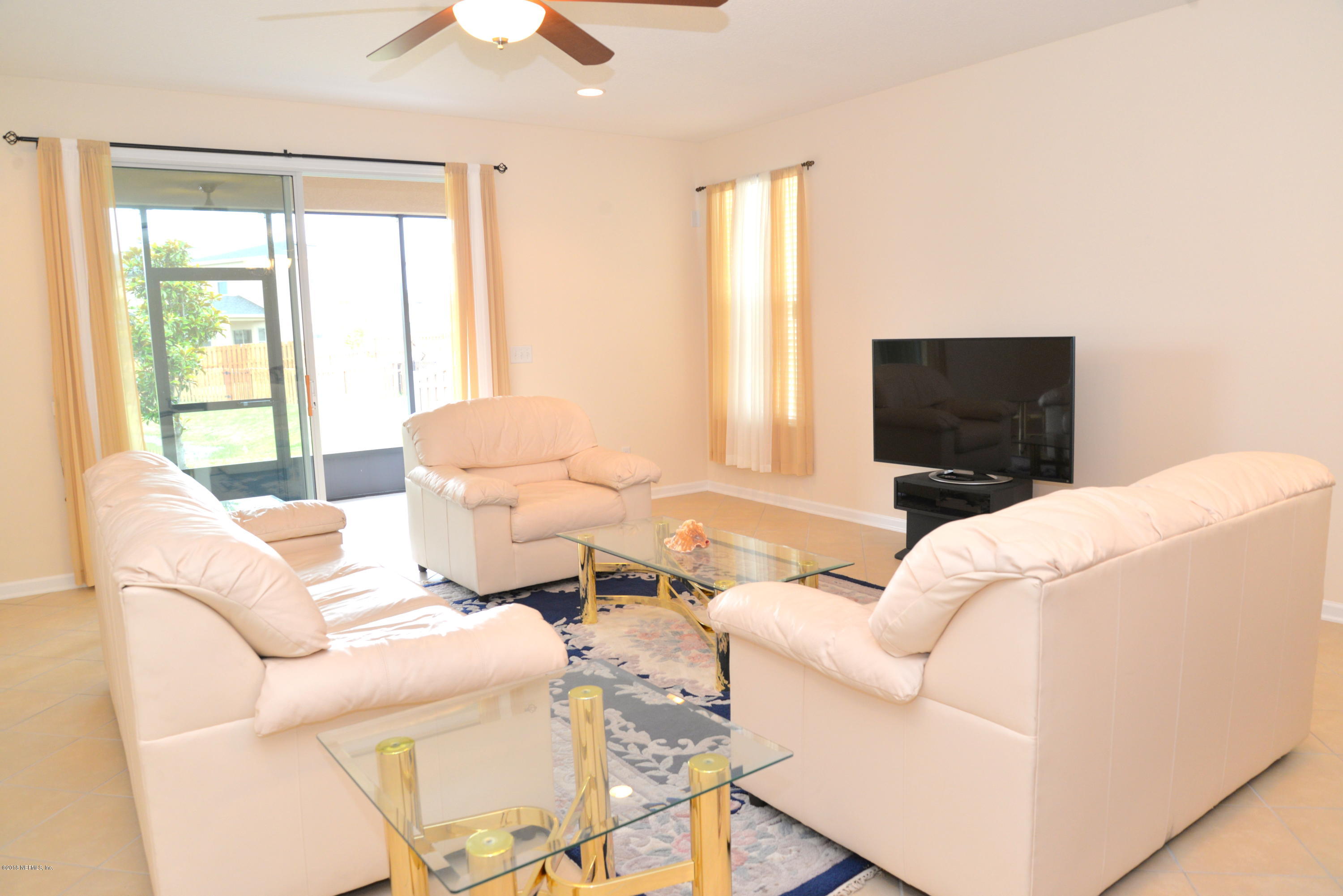 111 Prairie Ridge Drive St. Augustine, FL 32092 - Photo 27 of 58 LIVING ROOM
