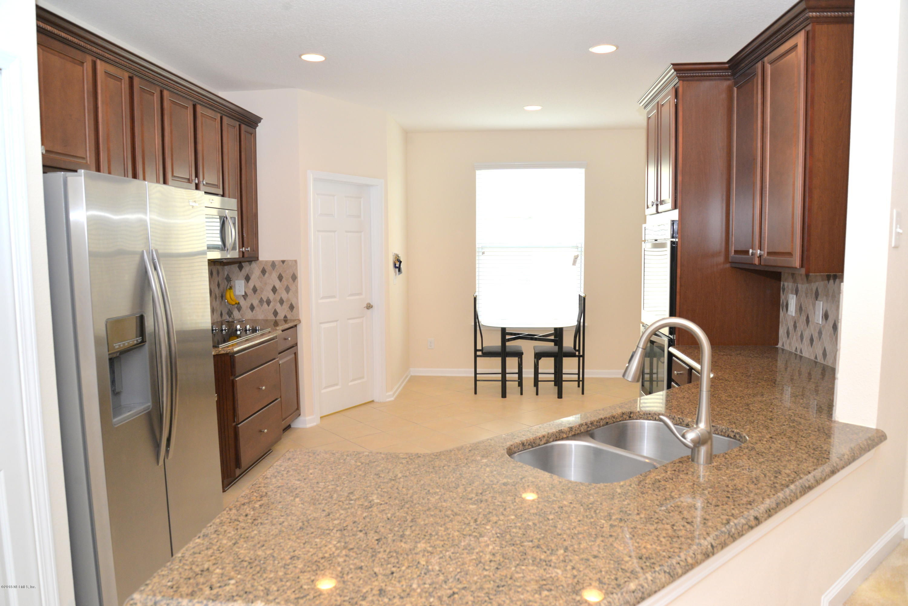 111 Prairie Ridge Drive St. Augustine, FL 32092 - Photo 9 of 58 KITCHEN