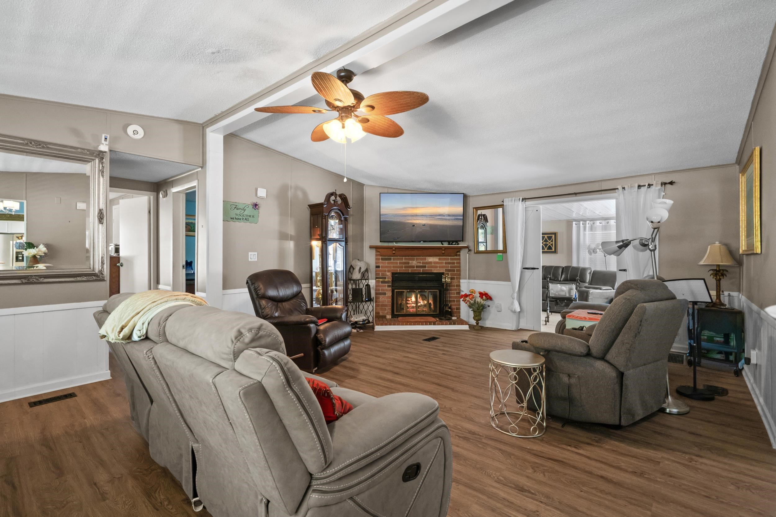 949 South Marlin Circle Murrells Inlet, SC 29576 - Photo 8 of 38