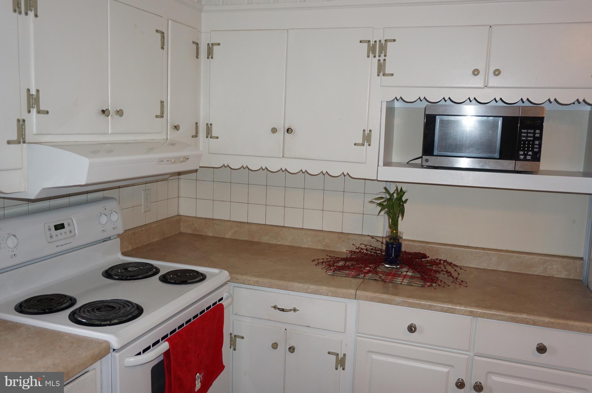 1820 Hayward Road York, PA 17408 - Photo 7 of 25 Gallery Image 7