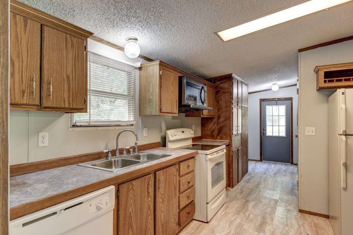 7631 Darby Road Goodlettsville, TN 37072 - Photo 13 of 32 Gallery Image 13
