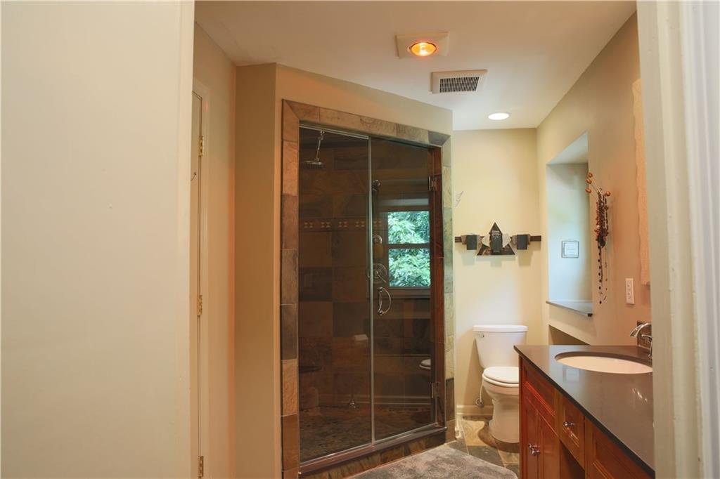 8074 Claridge Road Indianapolis, IN 46260 - Photo 27 of 42 Gallery Image 27