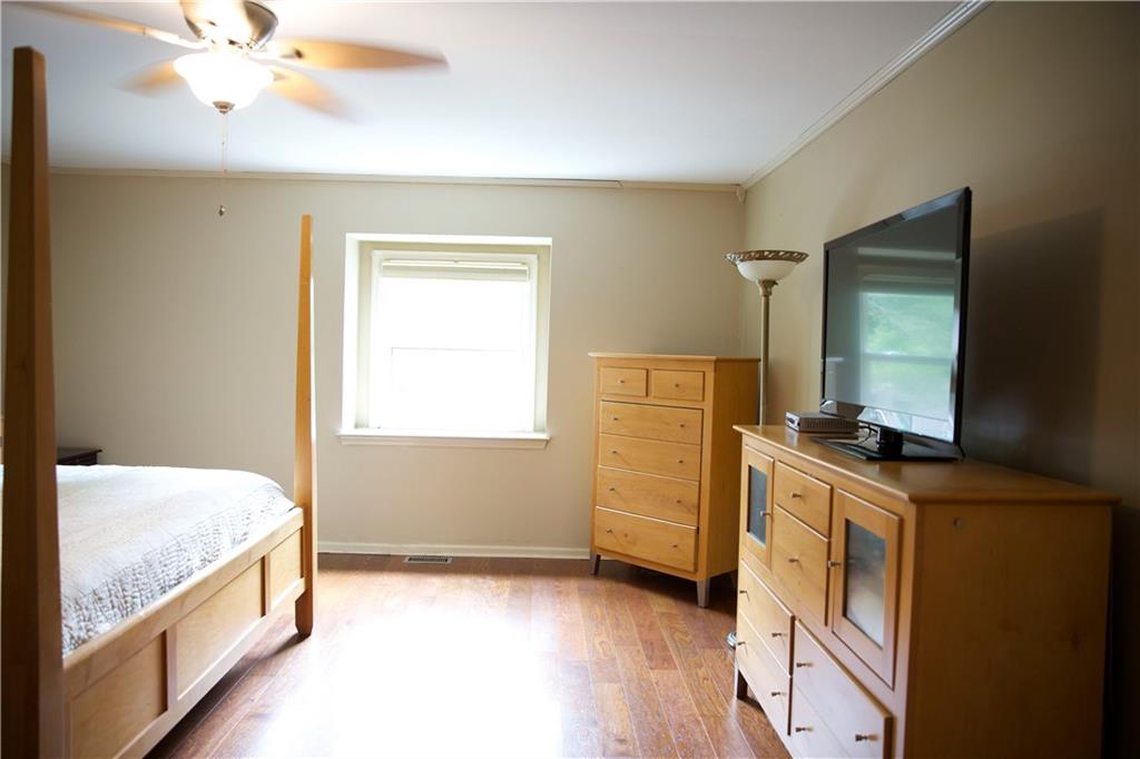 8074 Claridge Road Indianapolis, IN 46260 - Photo 30 of 42 Gallery Image 30