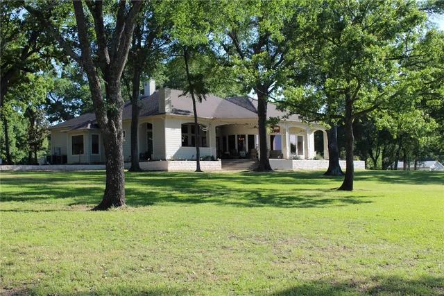 $1,444,000 | 405 Lcr 737, Thornton, TX 76687