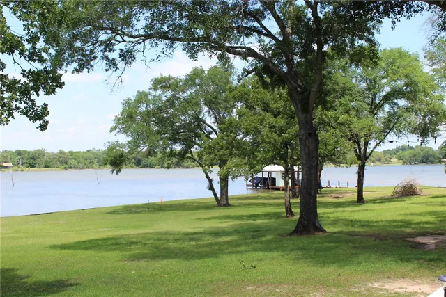 $1,444,000 | 405 Lcr 737, Thornton, TX 76687