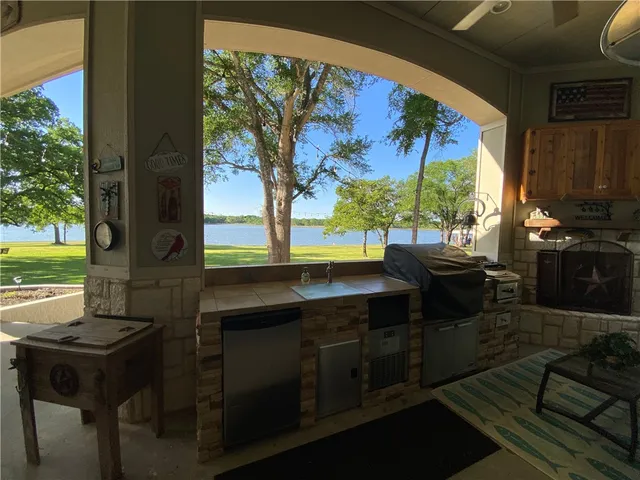 $1,444,000 | 405 Lcr 737, Thornton, TX 76687