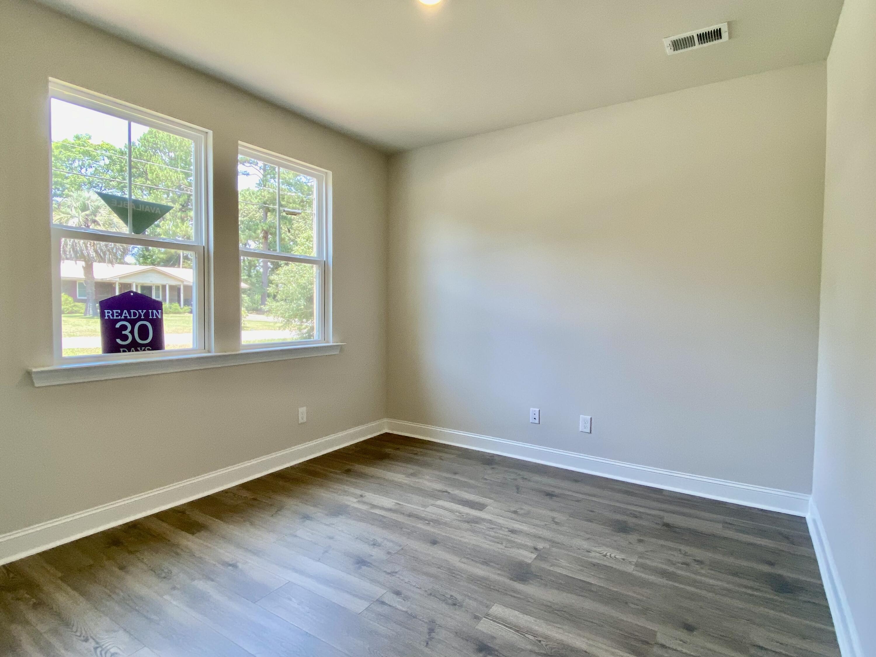 1114 Graham Street St. Stephen, SC 29479 - Photo 11 of 29 Flex Room