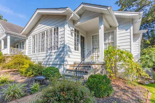 $2,250 | 803 Young Avenue, Chattanooga, TN 37405