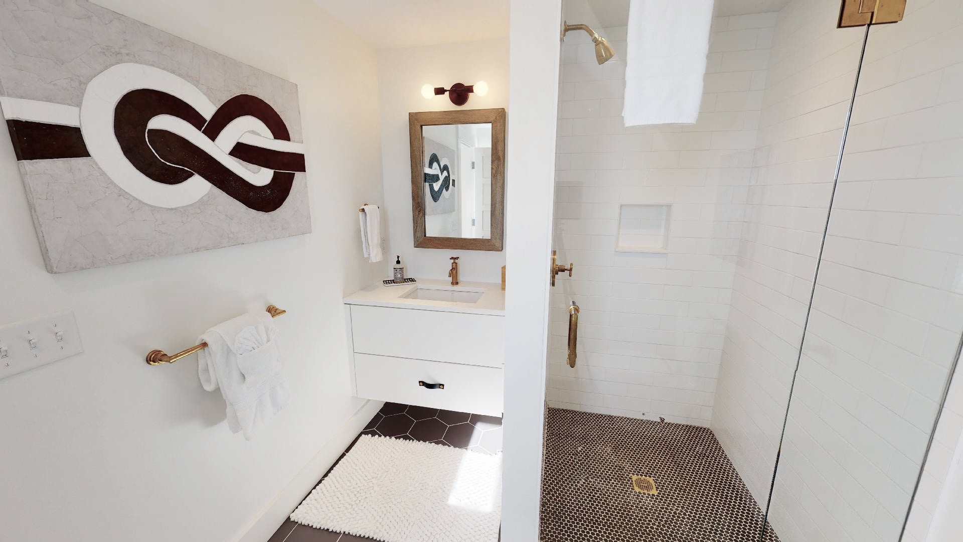 33 Pilgrim Road Nantucket, MA 02554 - Photo 46 of 63 second floor west bedroom bathroom