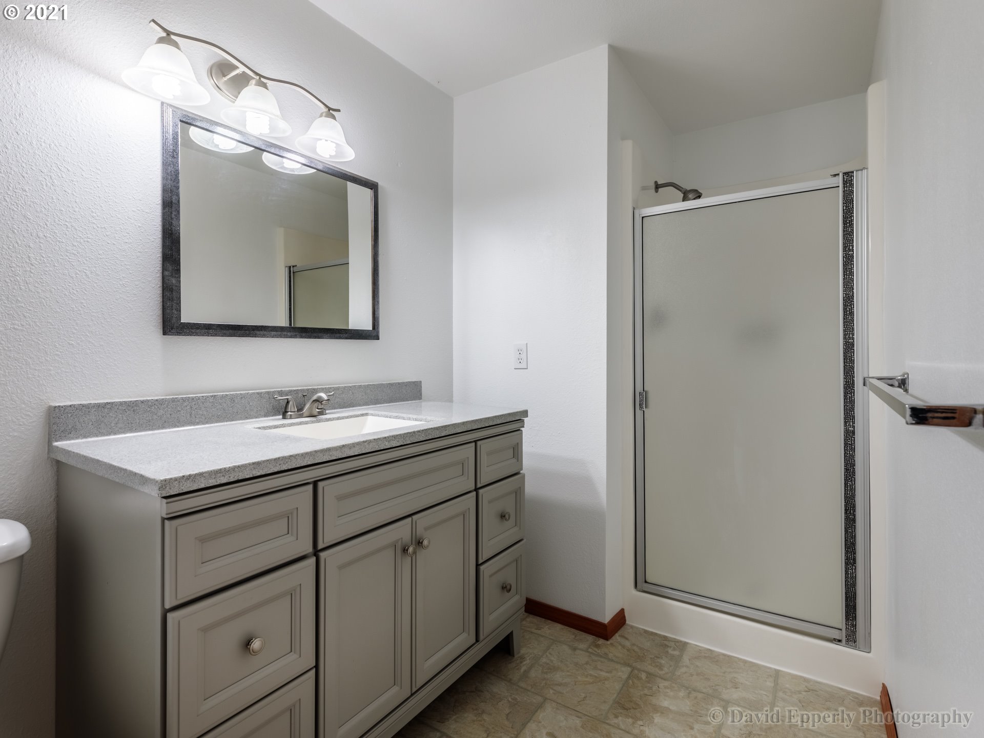 22868 Cedar Grove Road Clatskanie, OR 97016 - Photo 11 of 25 Gallery Image 11