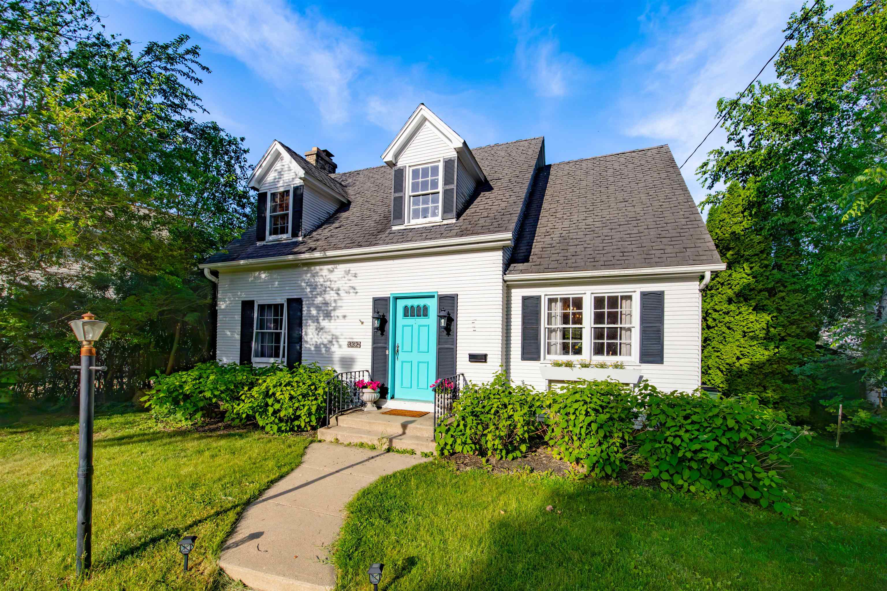 332 Robert Street Fort Atkinson, WI 53538 - Photo 1 of 66