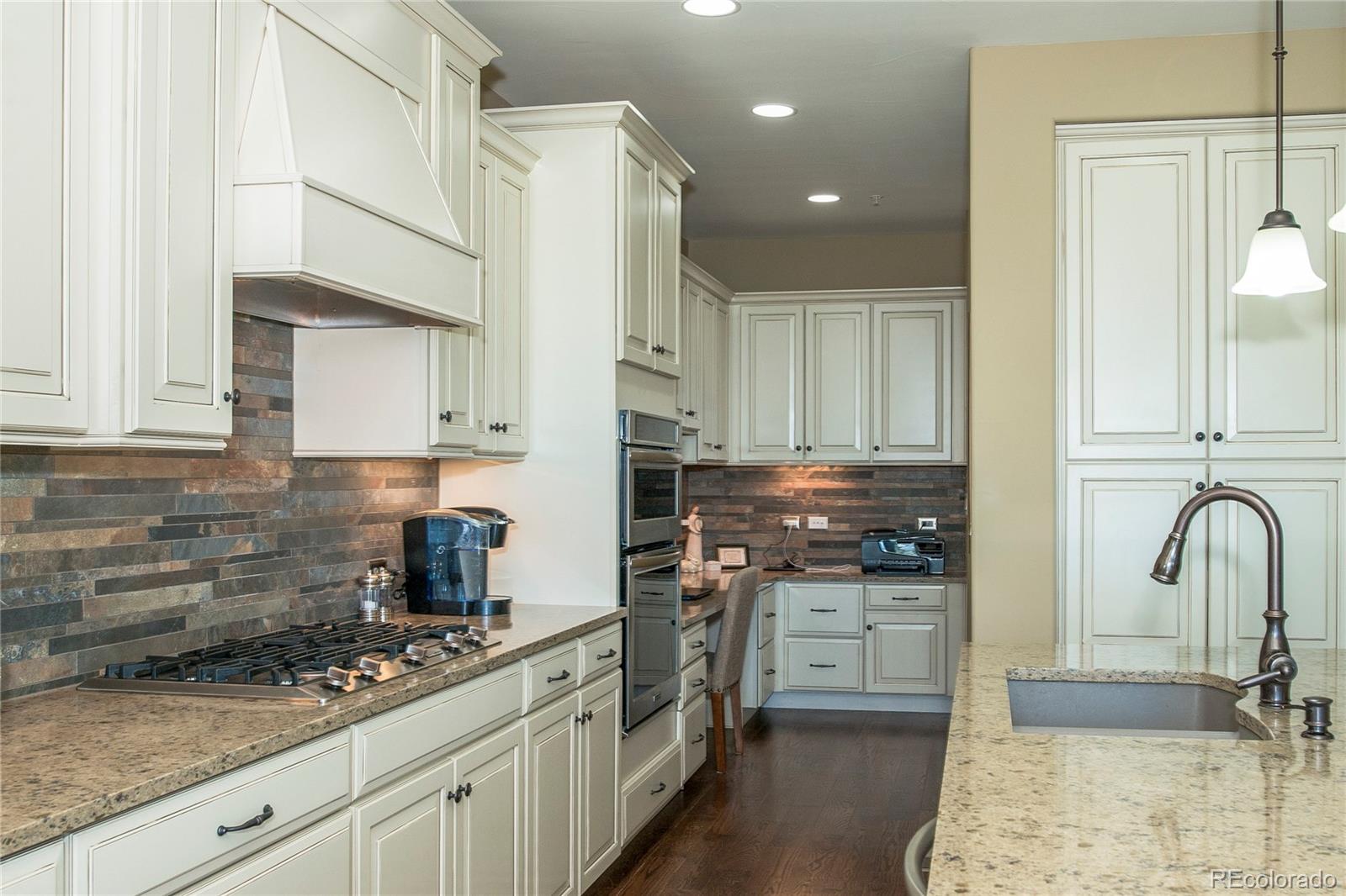 2317 Primo Road, Unit E Highlands Ranch, CO 80129 - Photo 15 of 33