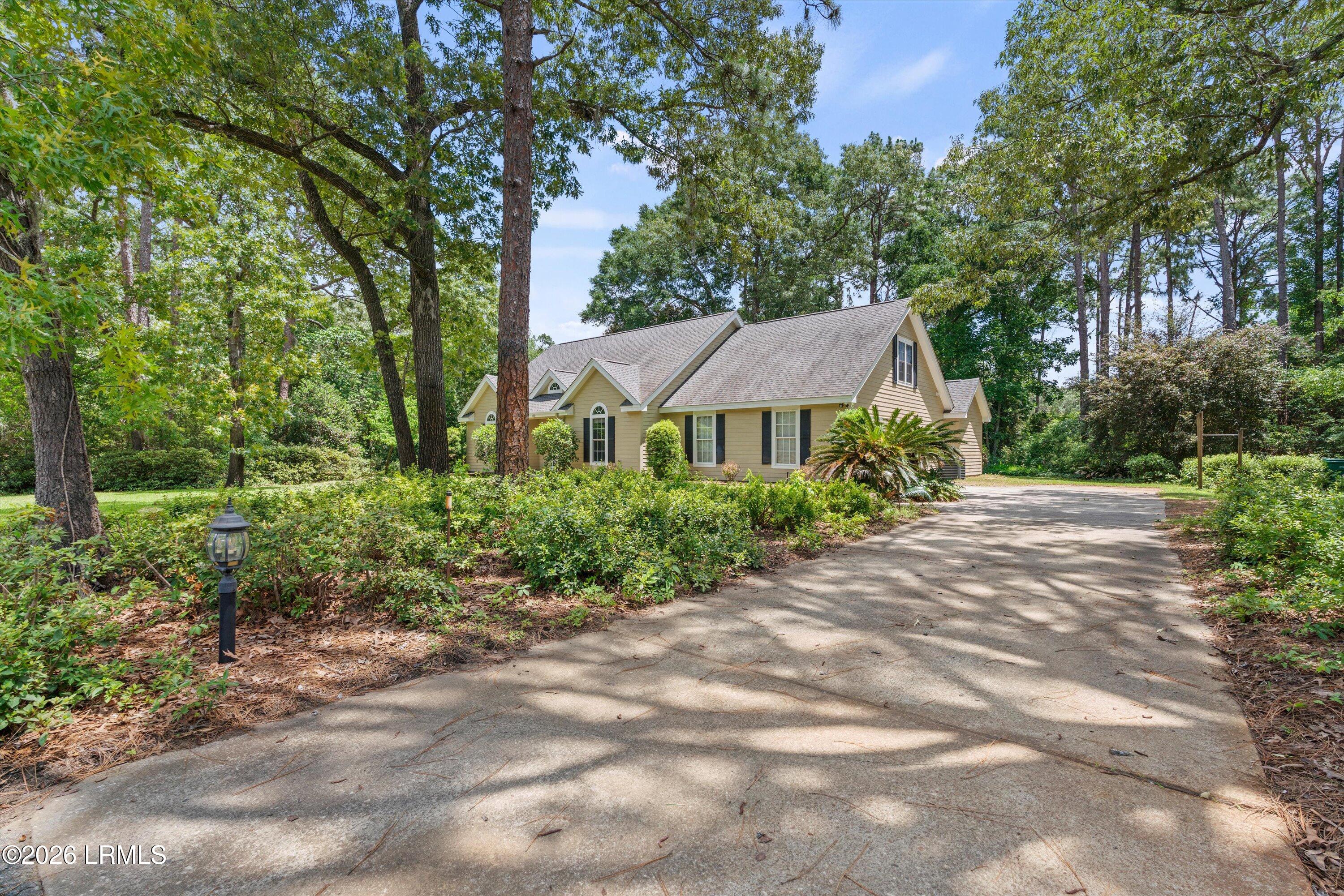 130 State Rd S-7-578 Beaufort, SC 29907 - Photo 1 of 36 01-130 State Rd S-7-578