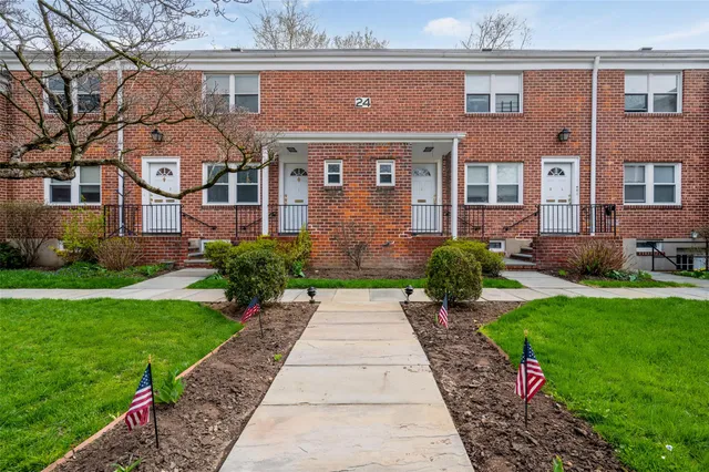 $250,000 | 24 Wappanocca Avenue, Unit E, Rye, NY 10580