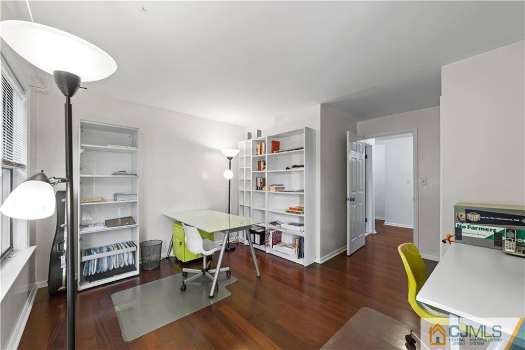 2710 Ridgefield Court, Unit 2710 Helmetta, NJ 08828 - Photo 30 of 31 Gallery Image 30