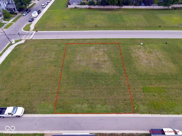 $380,000 | 167 West Franklin Street, Shelbyville, IN 46176