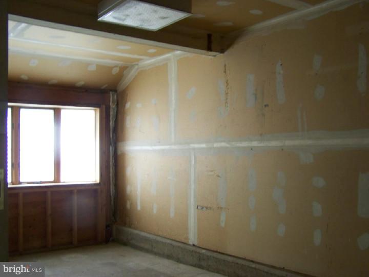 330 Magnolia Road Warminster, PA 18974 - Photo 17 of 25 Bonus Room
