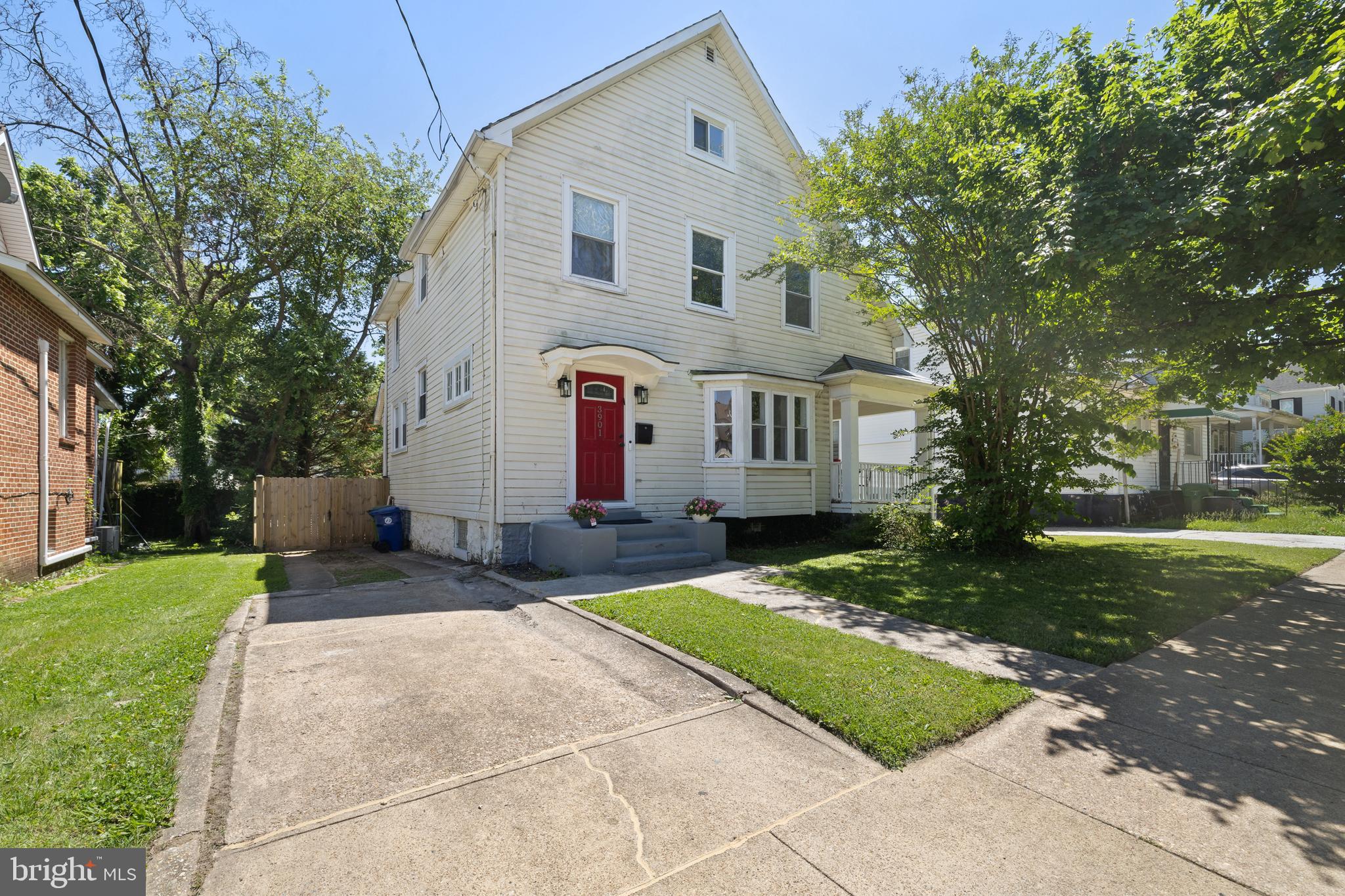 3901 West Cold Spring Lane Baltimore, MD 21215 - Photo 2 of 38
