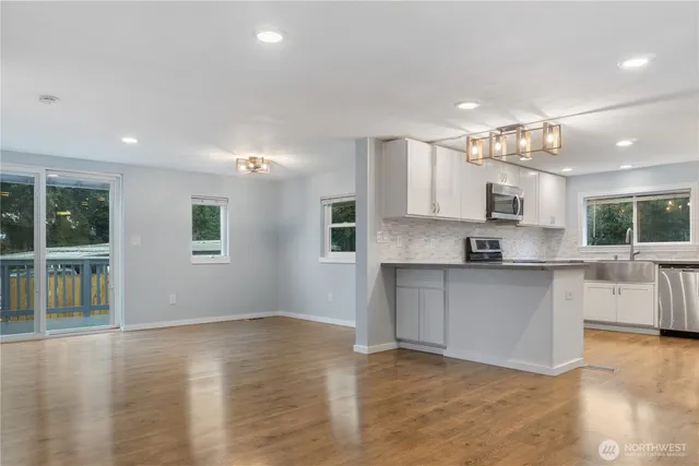 $514,990 | 11025 Karshner Road East, Edgewood, WA 98372