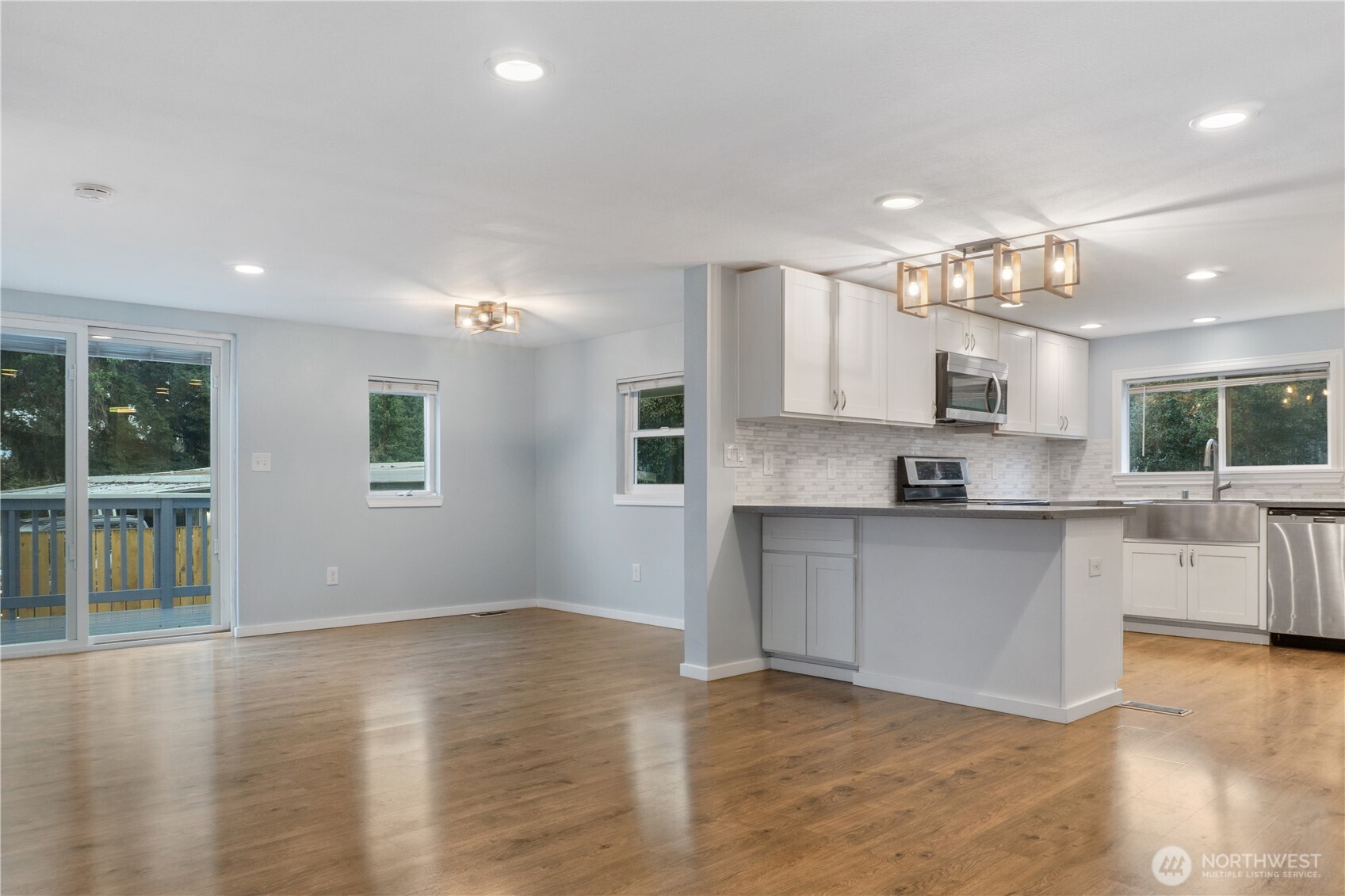 11025 Karshner Road East Edgewood, WA 98372 - Photo 9 of 26