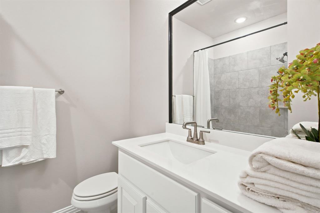 1128 Trinity Drive Springtown, TX 76082 - Photo 32 of 40