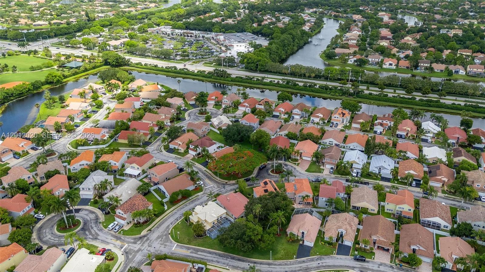 303 Bridgeton Road Weston, FL 33326 - Photo 48 of 52