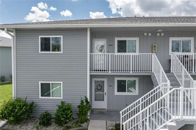 $166,500 | 12274 Southwest Egret Circle, Unit 2405, Lake Suzy, FL 34269