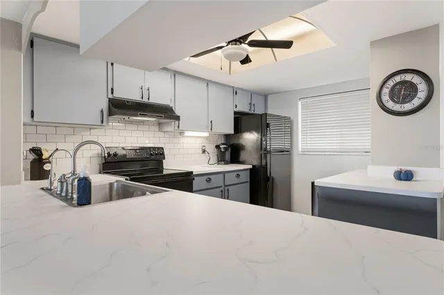 $166,500 | 12274 Southwest Egret Circle, Unit 2405, Lake Suzy, FL 34269