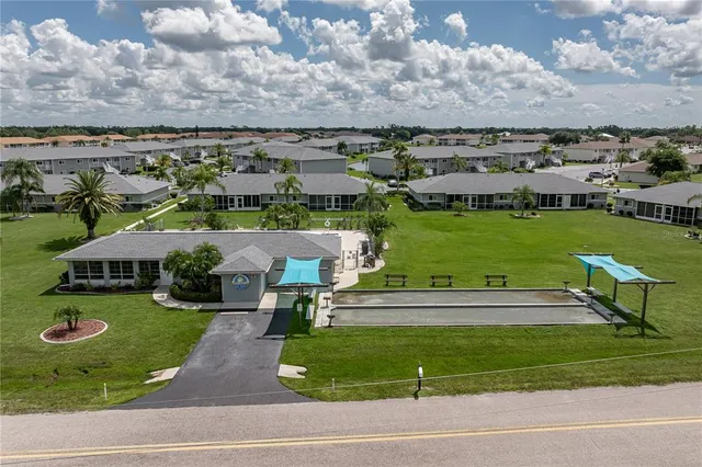 $166,500 | 12274 Southwest Egret Circle, Unit 2405, Lake Suzy, FL 34269